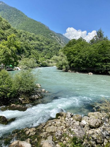 Гегский водопад и озеро Рица на джипах Сочи