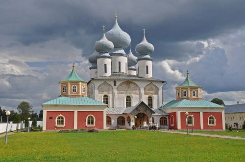 Тихвинские монастыри Санкт-Петербург