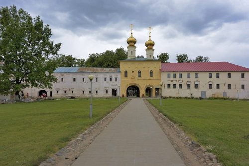 Тихвинские монастыри Санкт-Петербург